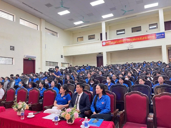 Nam Định Khởi Động 